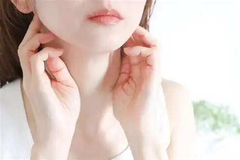 顔の形が変わる！？食いしばりで「咬筋」が発達してしまう理由